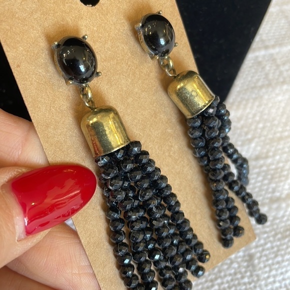 💐5/25 large bold tassel bold black gold tone statement earrings - Picture 2 of 5